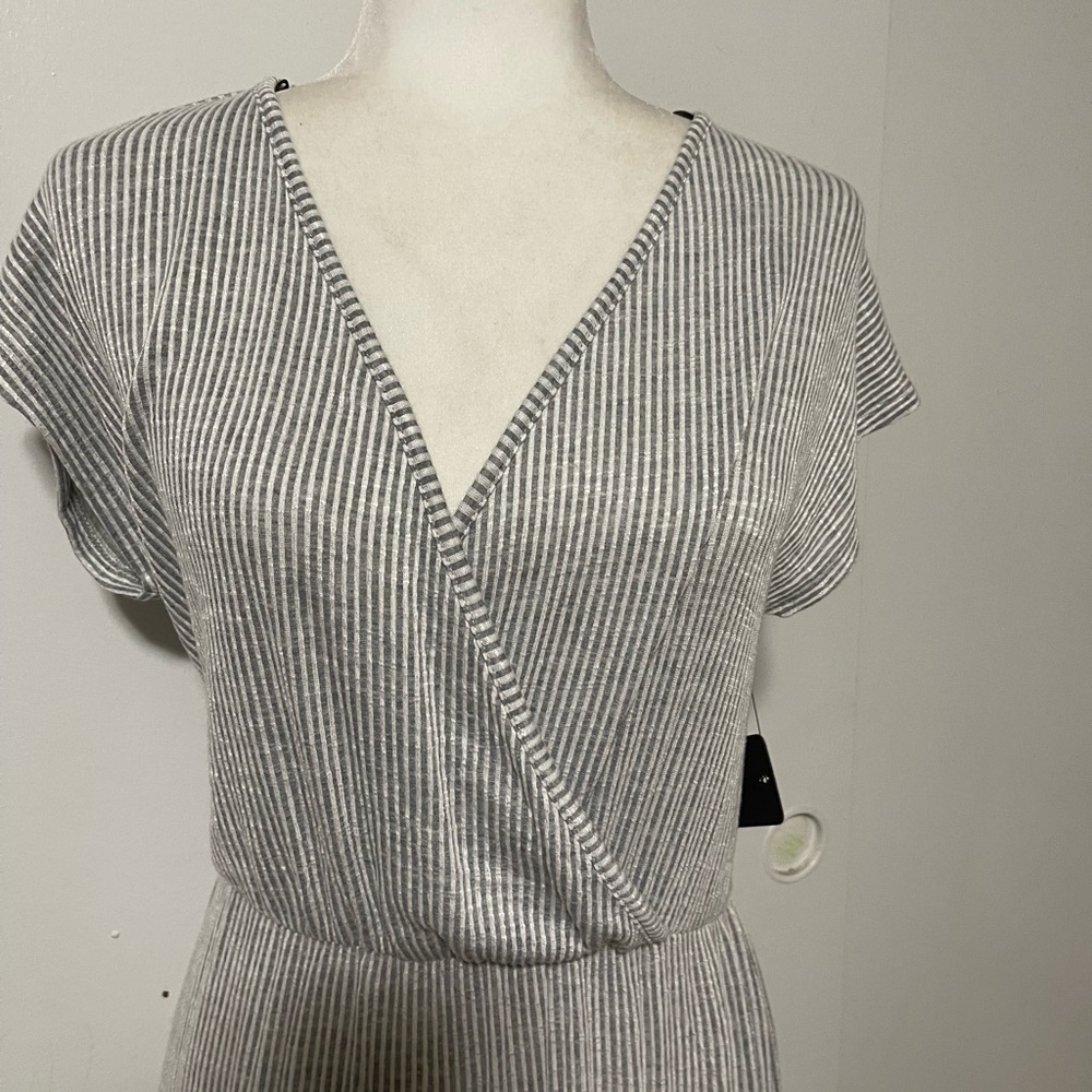 New with tag grey/ white stripe dress - Picture 4 of 4